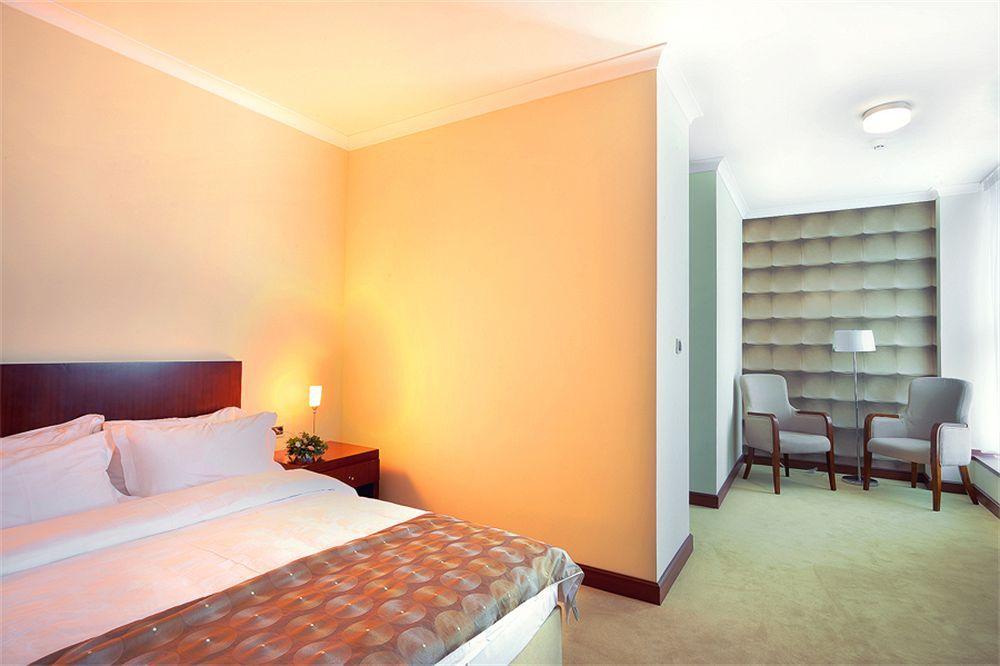 Hotel Turist Kraljevo Pokoj fotografie