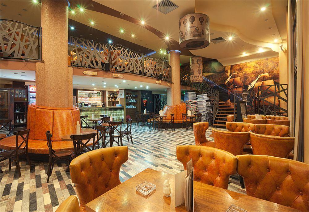 Hotel Turist Kraljevo Restaurace fotografie